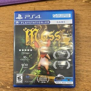 Moss PS4 Game - Blue Case